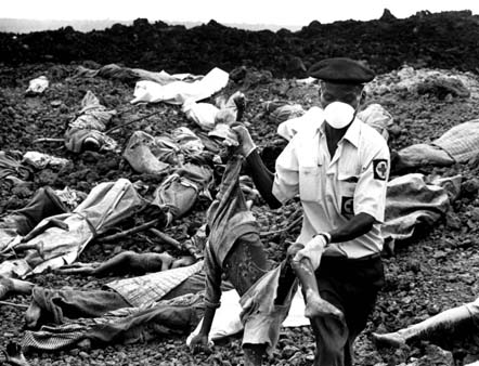 Bodies of Tutsis killed in the genocide. (http://www.burningcross.net)